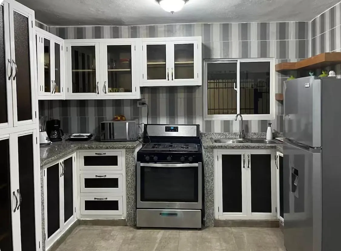 Alojamiento Comodo En Boca Chica Santo Domingo Holiday home